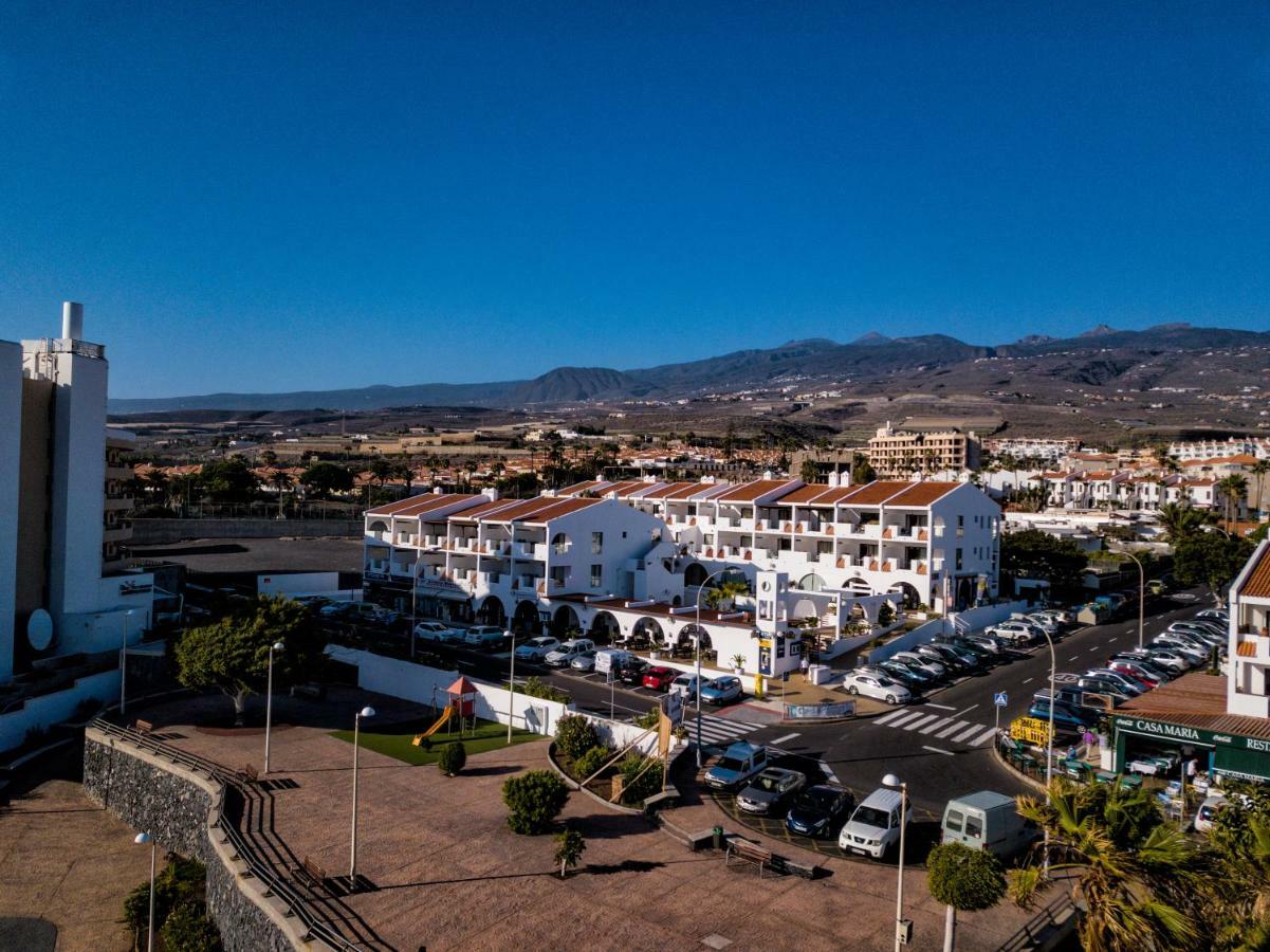 Albatros Apartments By Malibu Каляо Салвахе Екстериор снимка
